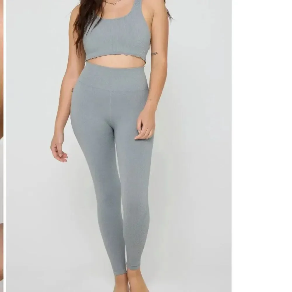 Spiritual Gangster Silver Gray Amor Shimmer crop tank size m/l NWT